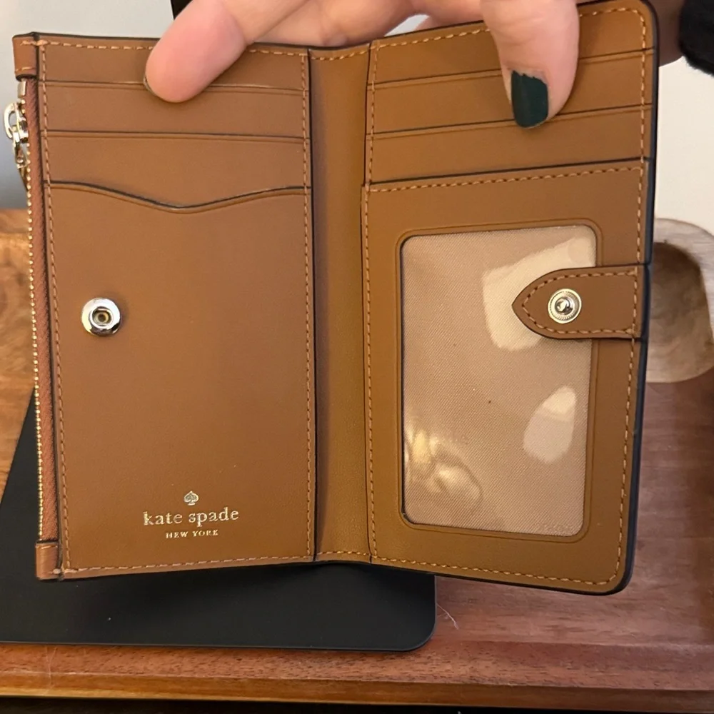 Kate Spade Tan Leather Slim Card Holder Wallet - Picture 3 of 4